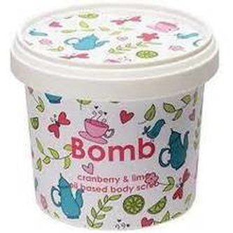 Bomb Cosmetics Tělový peeling Cranberry & Lime (Oil Based Body Scrub) 365 ml woman