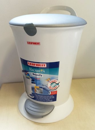 Koš odpadkový pedál  4L  LEIFHEIT