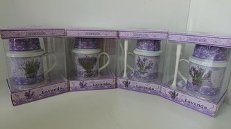 Hrnek s pokličkou levandule