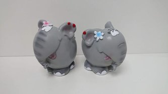 Slon kasička s kytičkou