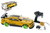 Auto RC drift žluté plast 40cm 27MHz na baterie + dobíjecí pack v krabici 56x20x24cm