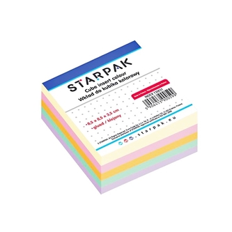 Blok barevných papírků na poznámky