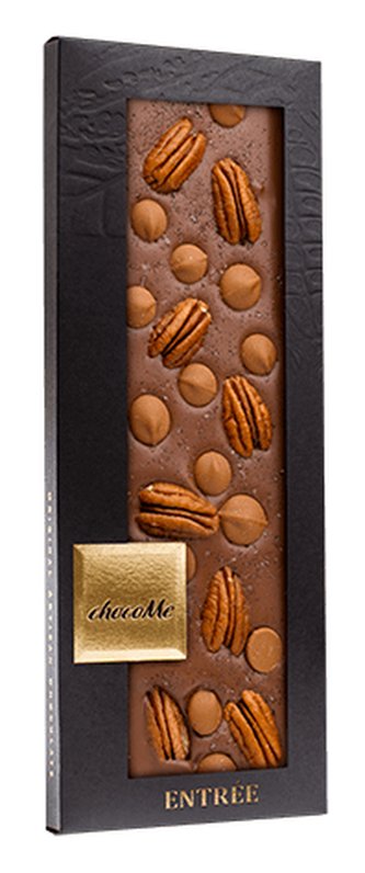 Mléčná čokoláda s pekanovými ořechy, karamelovými pastilkami a mořskou solí s vanilkou Tahiti