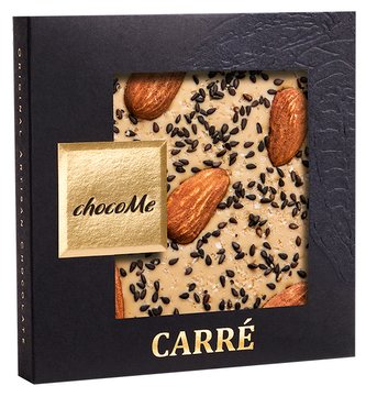 Blond čokoláda Valrhona s Maldon mořskou solí, černým sezamem a mandlemi z Avoly