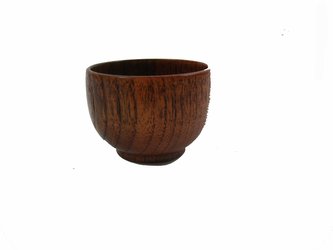 Dřevěná mistička