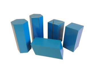 Modré geometrické hranoly