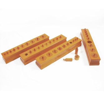 Válečky s úchyty z bukového dřeva