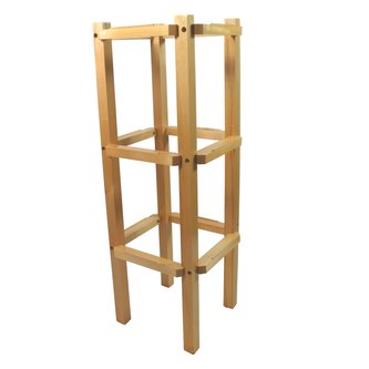 Stojan na 12 zapínacích rámů