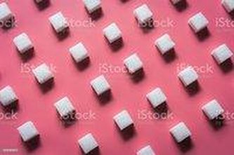 Die weißen stillen Killer. Sie sind weiß, sehen unschuldig und lecker aus und bringen Krankheit den Tod: Zucker, Milch, Weißmehl