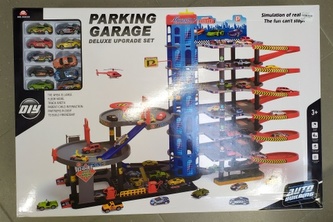 Garáž s autíčky a heliportem