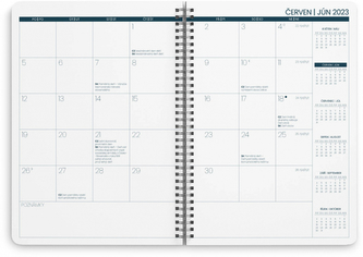 Týdenní spirálový diář A4 Černý 2023