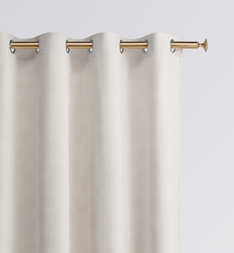 Dekorační velvet závěs s kroužky VELVETIA bílá 140x250 cm (cena za 1 kus) MyBestHome