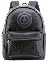 Batoh Marvel: Captain America Defence (objem 11 litrů|24 x 32 x 14 cm)