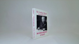 Bombardéry útočí