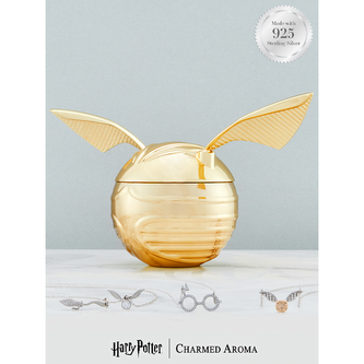 Charmed Aroma Vonná svíčka Harry Potter zlatonka 354g (+náhrdelník)