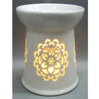 Aroma lampa, porcelánová. Bílá barva.