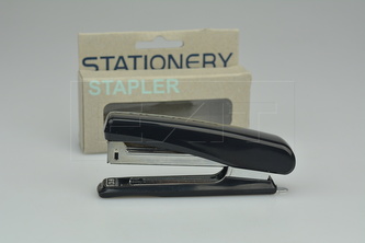 Kancelářská sešívačka STATIONERY (10x4.5cm)