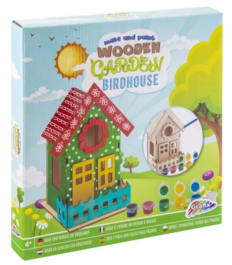 Dřevěný ptačí domeček 3D