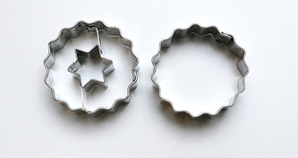 vykr.2ks kol.vroub.malá 38mm/b.SKIN