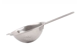 cedník d18cm,NR plech.,rukojeť