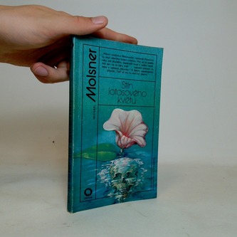 Stín lotosového květu