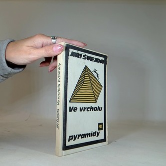 Ve vrcholu pyramidy