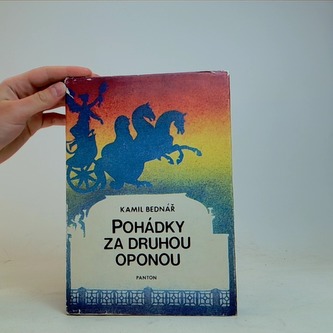 Pohádky za druhou oponou