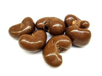 Kešu v mléčné čokoládě, balení 250 g