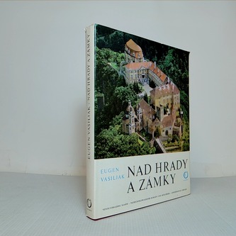 Nad hrady a zámky