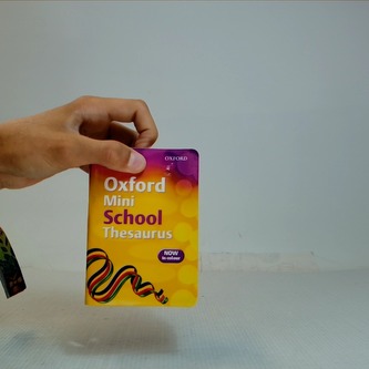 Oxford mini school tresaurus