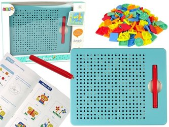 Tablica magnetyczna z kulkami i pinezkami