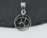 Stříbrný přívěsek Óm, tepaný - 14 mm