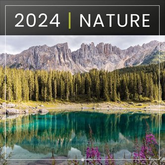 Oficiální nástěnný kalendář 2024: Přírodní pamoramata (30 x 30|60 cm)