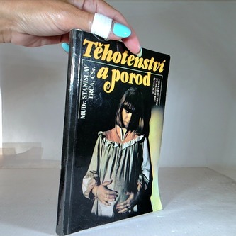 Těhotenství a porod