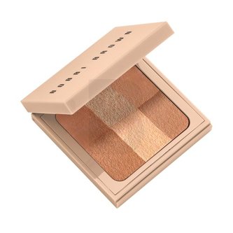 Bobbi Brown Nude Finish Illuminating Powder - Golden pudr pro sjednocenou a rozjasněnou pleť 6,6 g