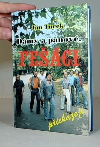 Dámy a pánové, fešáci přicházejí