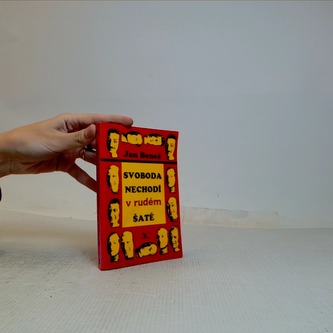 Svoboda nechodí v rudém šatě