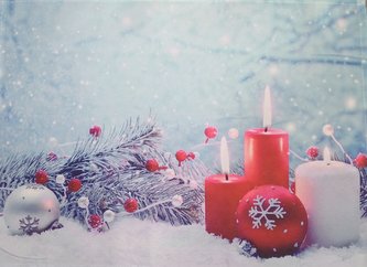 Vánoční dekorační ozdobný ubrousek CHRISTMAS CANDLES 32x45 cm Mybesthome