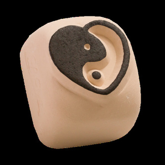 Tetovací razítko malé - srdce Jing Jang