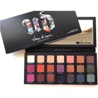 Urban Decay Born to Run Eyeshadow Palette - Paletka očních stínů 16 g pro ženy