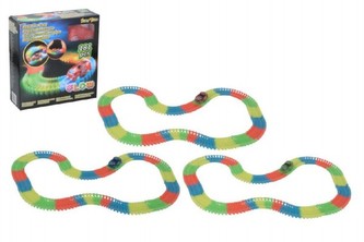 Závodní dráha svítící + auto délka 2,7 plast 181ks na baterie v krabici 26x27x9cm