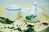 Hmoždíř a palička FRAGRANT GARDEN Rozmarýn 12 cm  Maxwell Williams