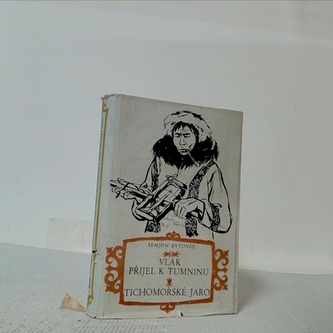 Vlak přijel k Tumninu. Tichomořské jaro