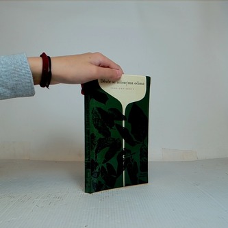 Děvče se zelenýma očima