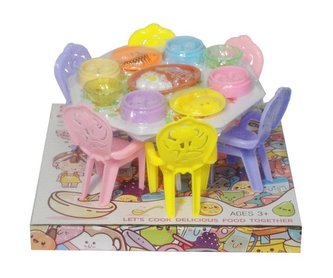 Mebelki stół z krzesłami