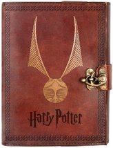 Poznámkový blok v kožených deskách Harry Potter: Zlatonka (13 x 18 cm)