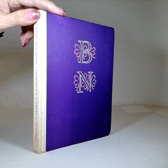 V zámku a v podzámčí / Chyže pod horami