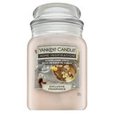 Vonná svíčka Yankee Candle z kolekce  provoní váš domov až na hodin. Tato citrusová vůně vám zpříjemní každý den!