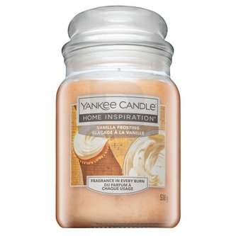 Vonná svíčka Yankee Candle z kolekce  provoní váš domov až na hodin. Tato sladká vůně vám zpříjemní každý den!