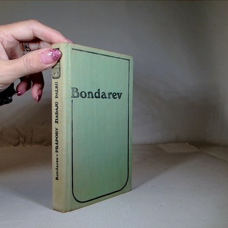 Prapory žiadaju paľbu